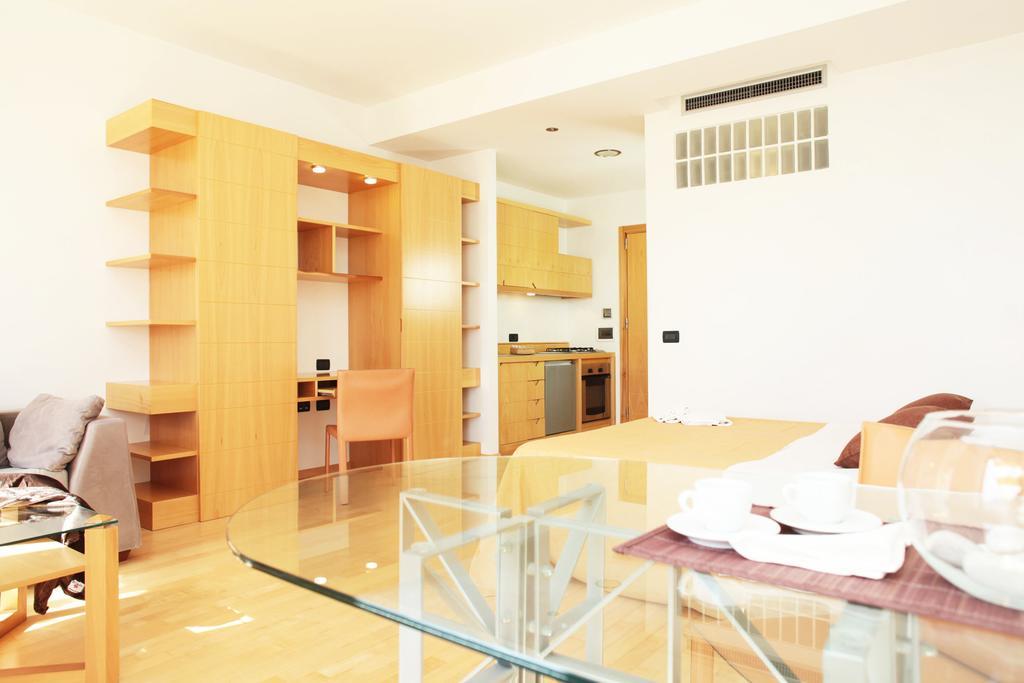Garibaldi31 Apartment ตราปานี ภายนอก รูปภาพ